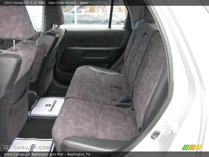 Satin Silver Metallic / Black 2002 Honda CR-V LX 4WD