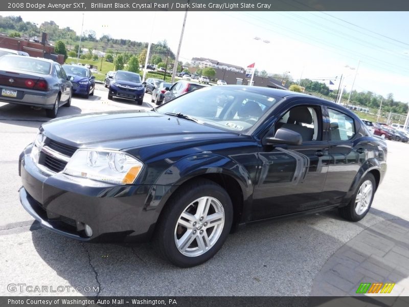 Front 3/4 View of 2008 Avenger SXT