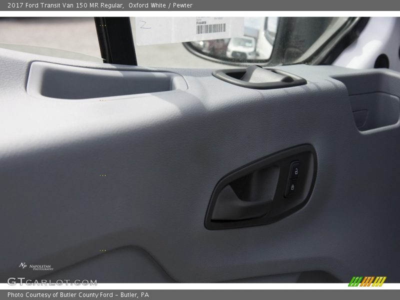 Oxford White / Pewter 2017 Ford Transit Van 150 MR Regular