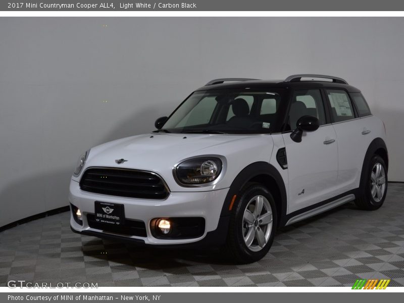 Light White / Carbon Black 2017 Mini Countryman Cooper ALL4