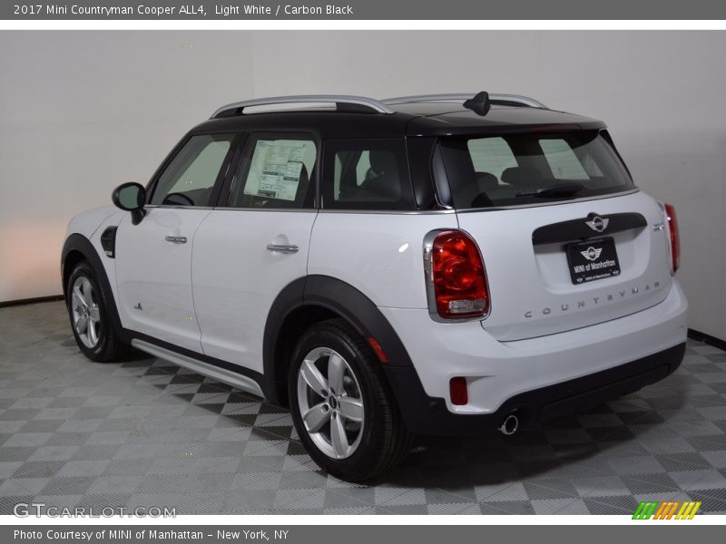 Light White / Carbon Black 2017 Mini Countryman Cooper ALL4