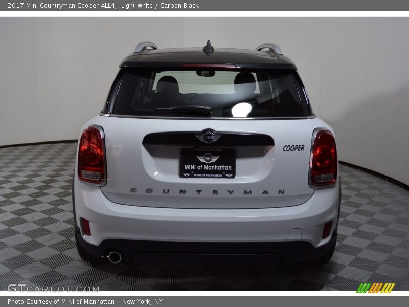 Light White / Carbon Black 2017 Mini Countryman Cooper ALL4