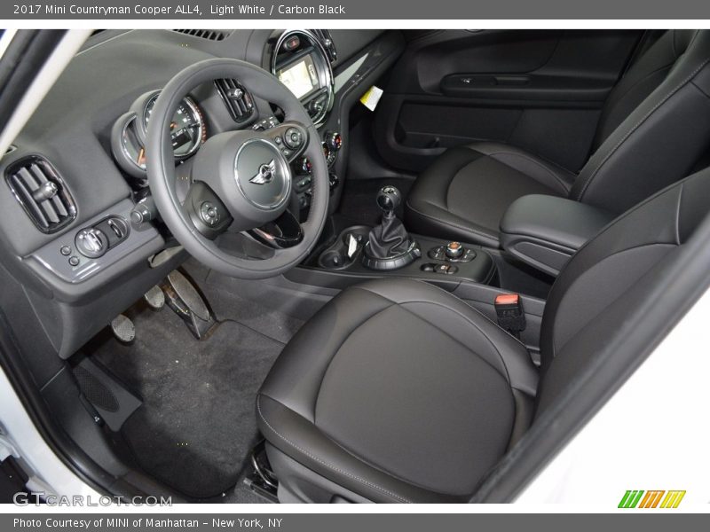 Light White / Carbon Black 2017 Mini Countryman Cooper ALL4