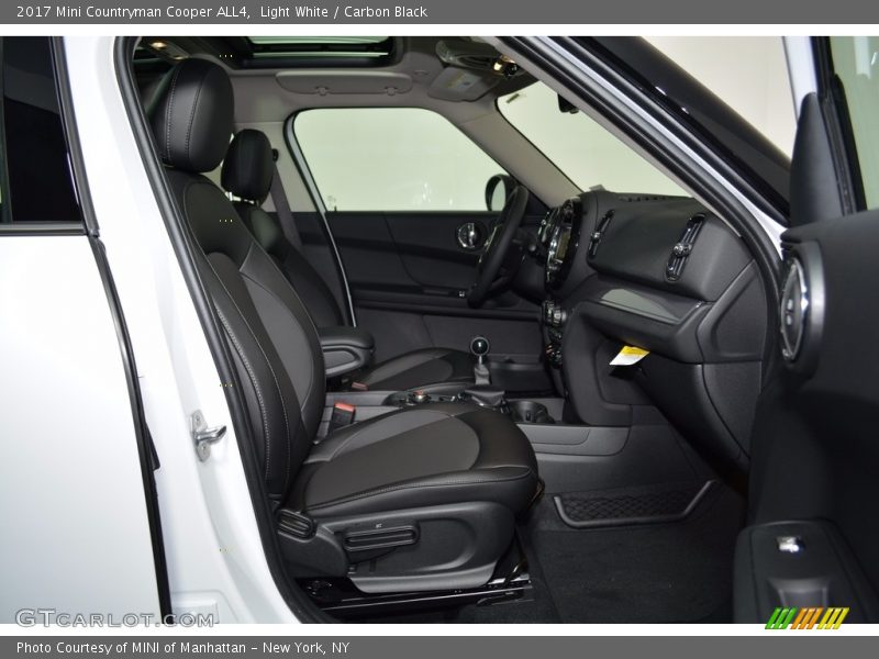 Light White / Carbon Black 2017 Mini Countryman Cooper ALL4