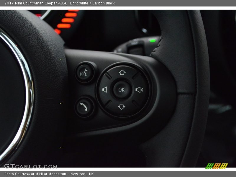 Light White / Carbon Black 2017 Mini Countryman Cooper ALL4