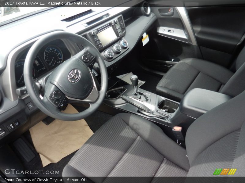 Magnetic Gray Metallic / Black 2017 Toyota RAV4 LE