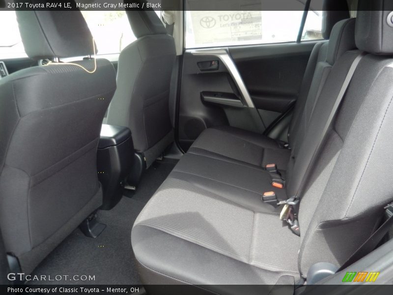 Magnetic Gray Metallic / Black 2017 Toyota RAV4 LE
