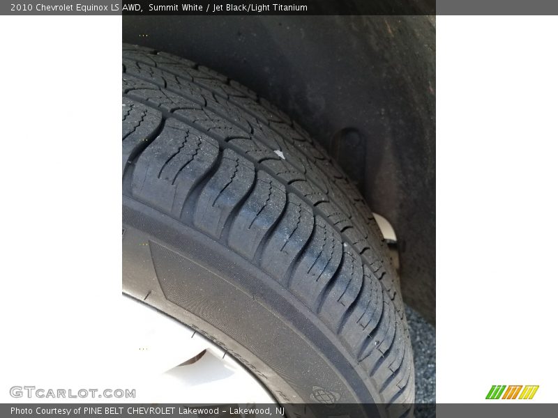 Summit White / Jet Black/Light Titanium 2010 Chevrolet Equinox LS AWD