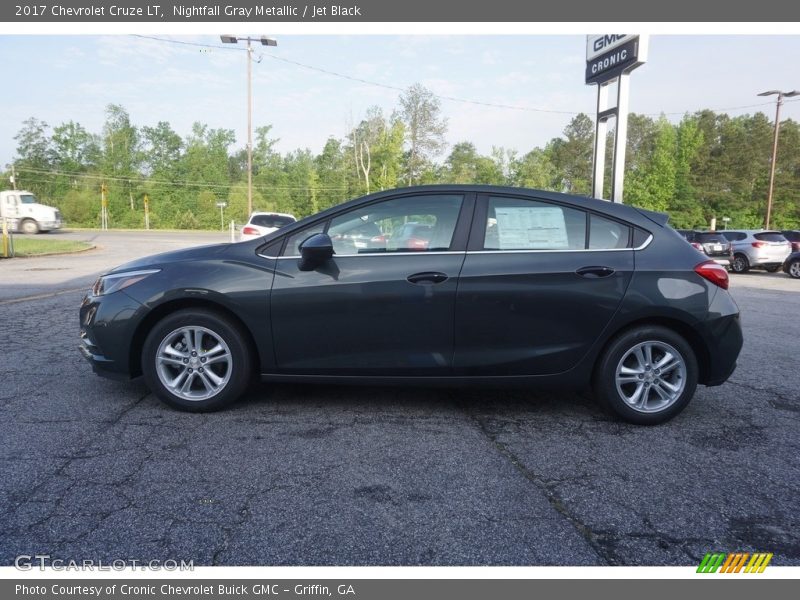 Nightfall Gray Metallic / Jet Black 2017 Chevrolet Cruze LT