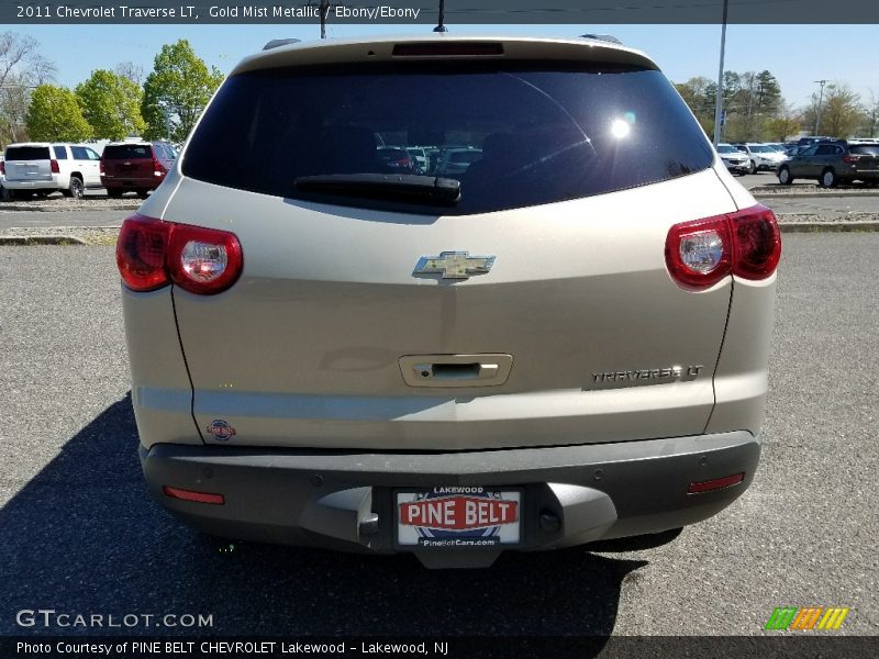 Gold Mist Metallic / Ebony/Ebony 2011 Chevrolet Traverse LT