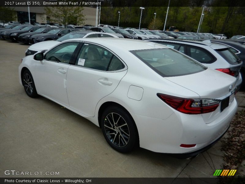 Eminent White Pearl / Parchment 2017 Lexus ES 350