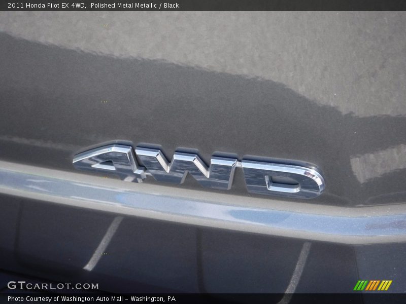 Polished Metal Metallic / Black 2011 Honda Pilot EX 4WD