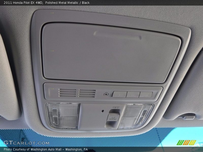 Polished Metal Metallic / Black 2011 Honda Pilot EX 4WD
