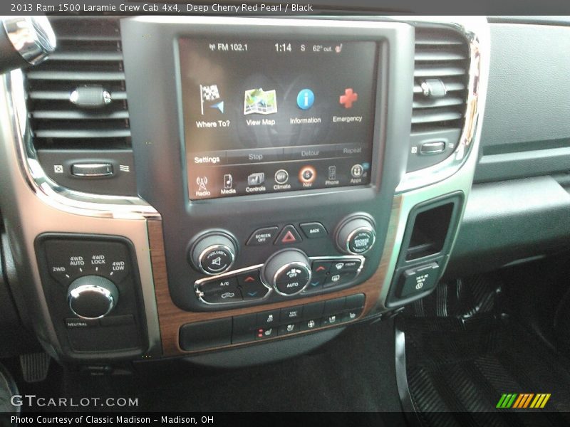 Deep Cherry Red Pearl / Black 2013 Ram 1500 Laramie Crew Cab 4x4