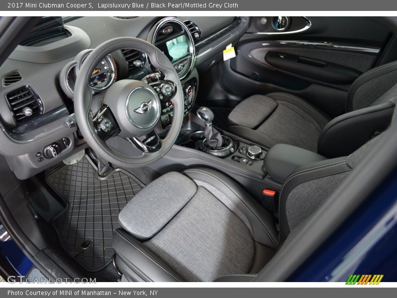  2017 Clubman Cooper S Black Pearl/Mottled Grey Cloth Interior