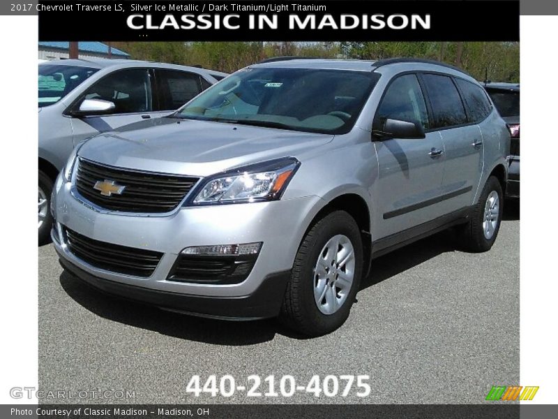 Silver Ice Metallic / Dark Titanium/Light Titanium 2017 Chevrolet Traverse LS
