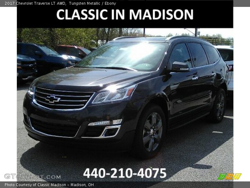 Tungsten Metallic / Ebony 2017 Chevrolet Traverse LT AWD