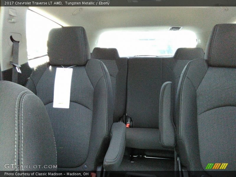 Tungsten Metallic / Ebony 2017 Chevrolet Traverse LT AWD