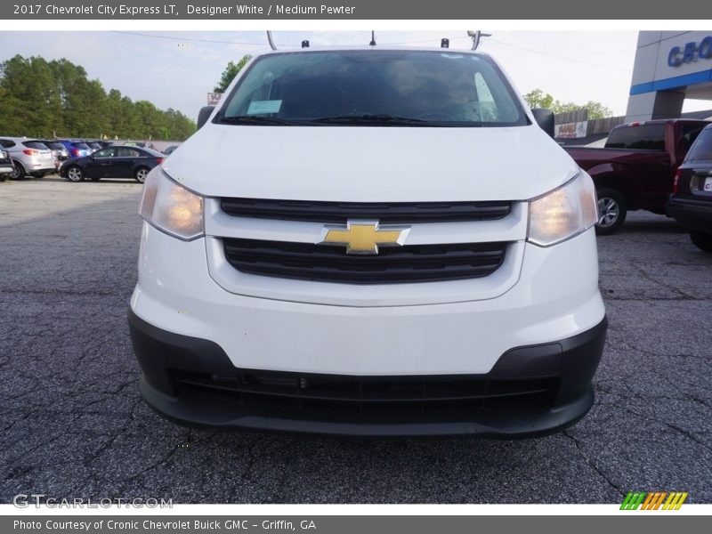 Designer White / Medium Pewter 2017 Chevrolet City Express LT