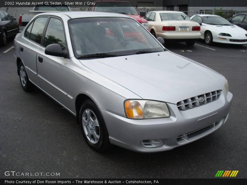 Silver Mist / Gray 2002 Hyundai Accent GL Sedan