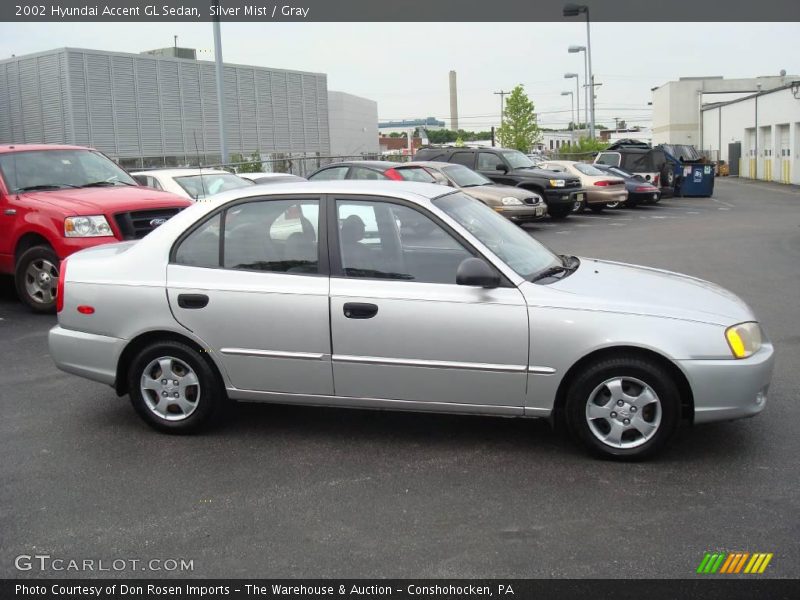Silver Mist / Gray 2002 Hyundai Accent GL Sedan