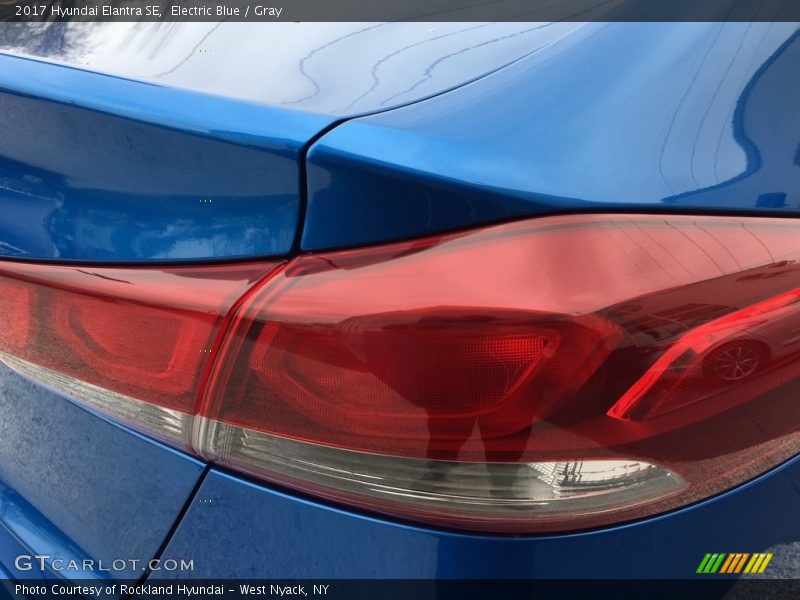 Electric Blue / Gray 2017 Hyundai Elantra SE