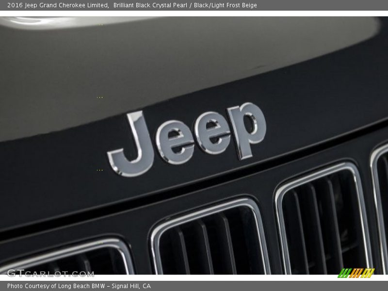 Brilliant Black Crystal Pearl / Black/Light Frost Beige 2016 Jeep Grand Cherokee Limited
