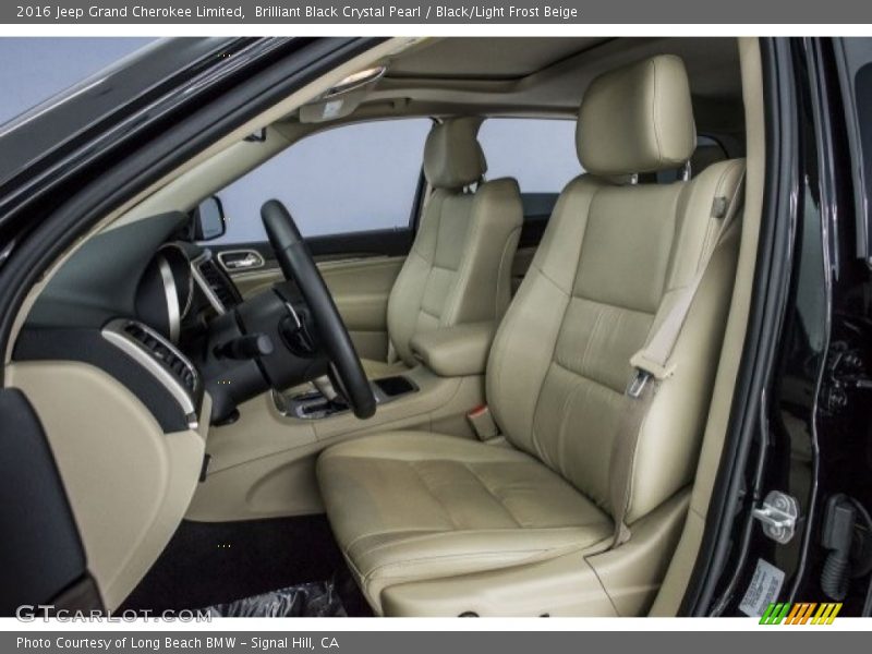 Brilliant Black Crystal Pearl / Black/Light Frost Beige 2016 Jeep Grand Cherokee Limited