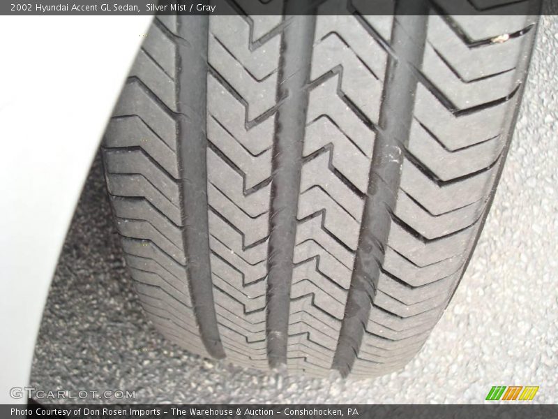 Silver Mist / Gray 2002 Hyundai Accent GL Sedan