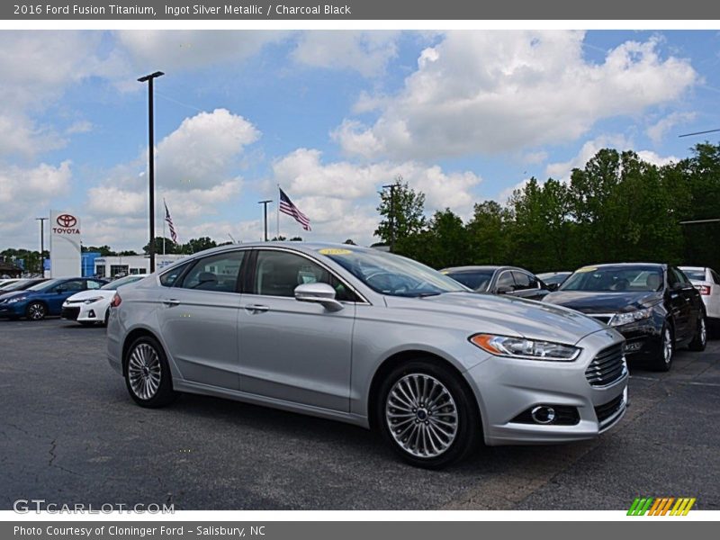 Ingot Silver Metallic / Charcoal Black 2016 Ford Fusion Titanium