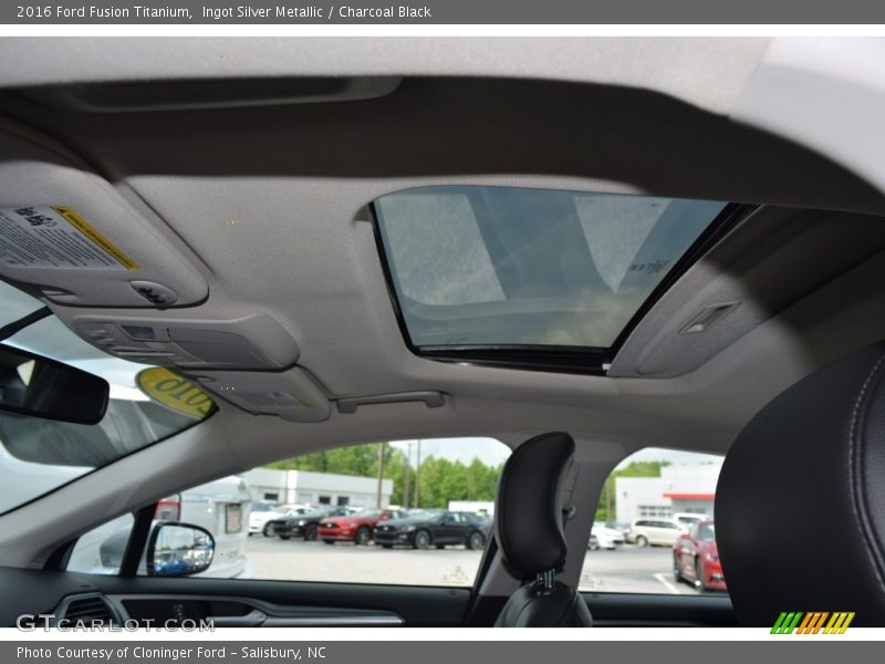 Ingot Silver Metallic / Charcoal Black 2016 Ford Fusion Titanium
