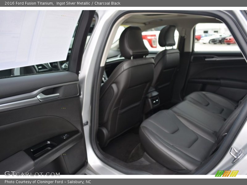 Ingot Silver Metallic / Charcoal Black 2016 Ford Fusion Titanium