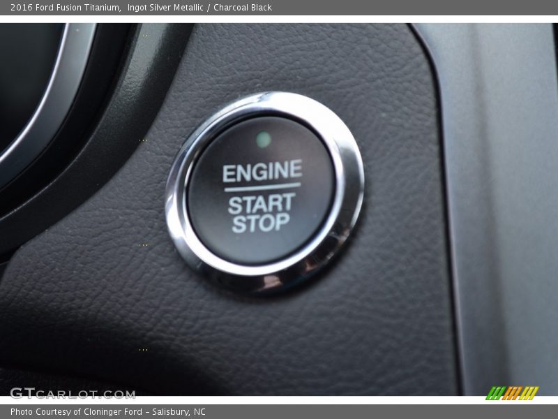 Ingot Silver Metallic / Charcoal Black 2016 Ford Fusion Titanium