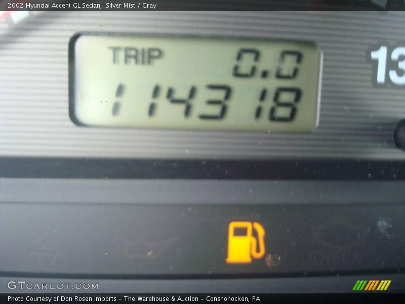 Silver Mist / Gray 2002 Hyundai Accent GL Sedan