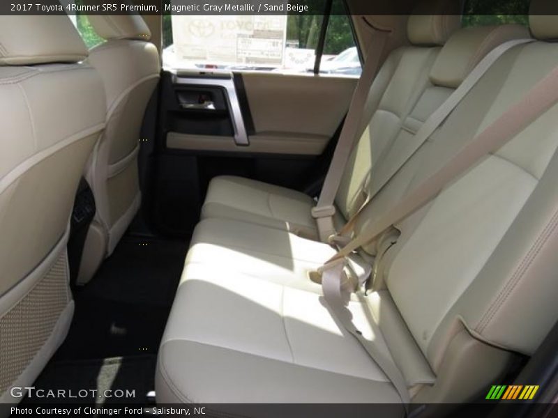 Magnetic Gray Metallic / Sand Beige 2017 Toyota 4Runner SR5 Premium