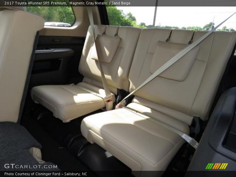 Magnetic Gray Metallic / Sand Beige 2017 Toyota 4Runner SR5 Premium