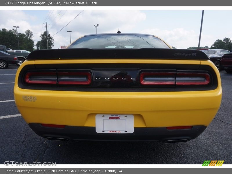 YellowJacket / Black 2017 Dodge Challenger T/A 392