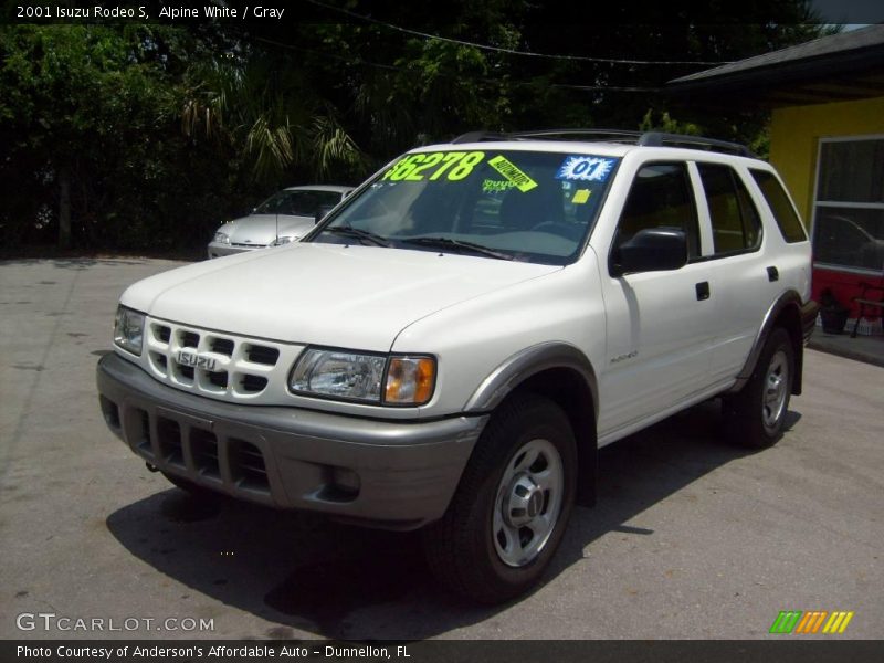 Alpine White / Gray 2001 Isuzu Rodeo S