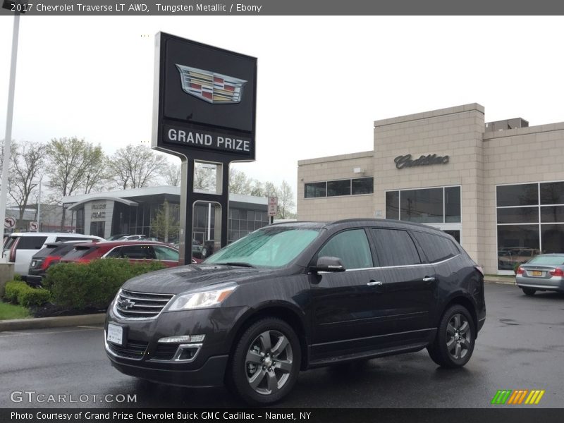 Tungsten Metallic / Ebony 2017 Chevrolet Traverse LT AWD