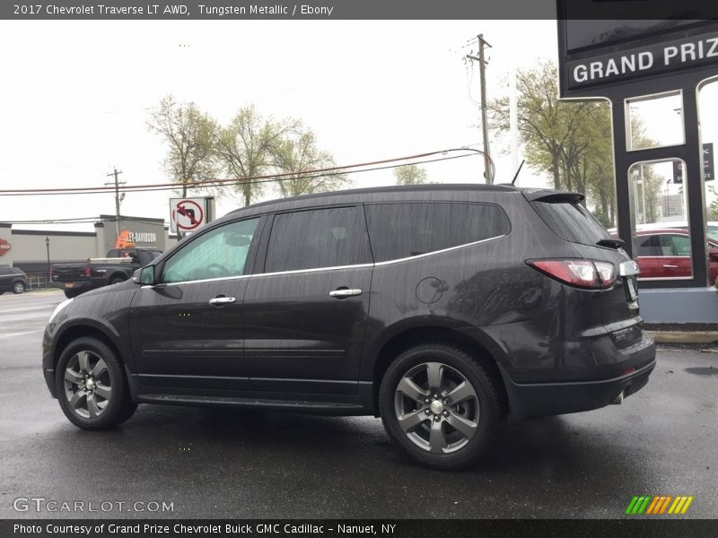 Tungsten Metallic / Ebony 2017 Chevrolet Traverse LT AWD