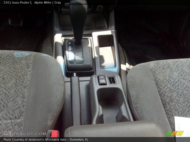 Alpine White / Gray 2001 Isuzu Rodeo S