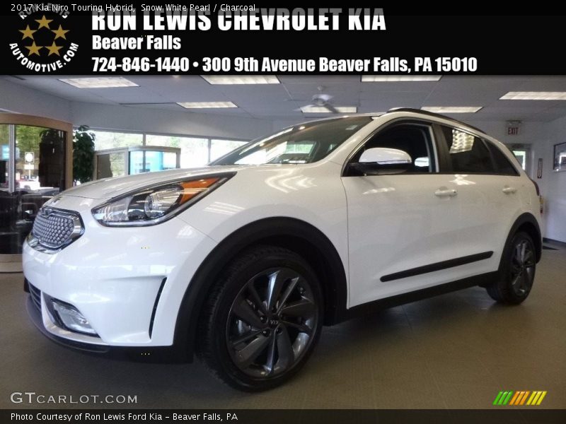 Snow White Pearl / Charcoal 2017 Kia Niro Touring Hybrid