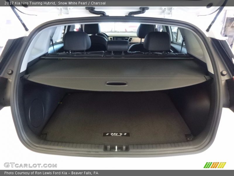  2017 Niro Touring Hybrid Trunk