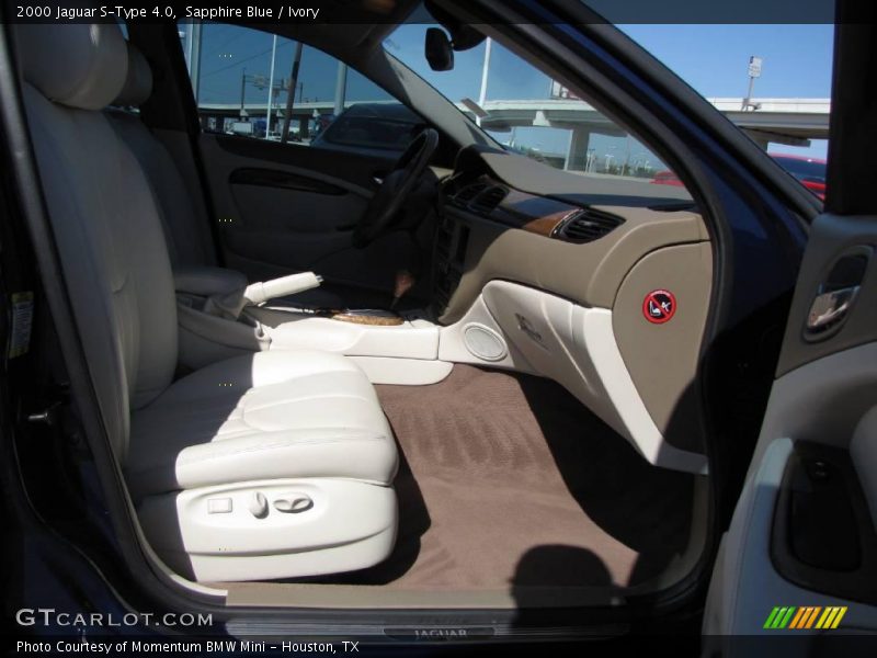 Sapphire Blue / Ivory 2000 Jaguar S-Type 4.0