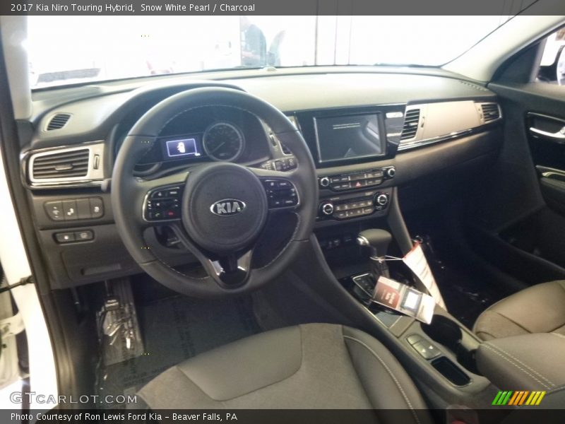  2017 Niro Touring Hybrid Charcoal Interior