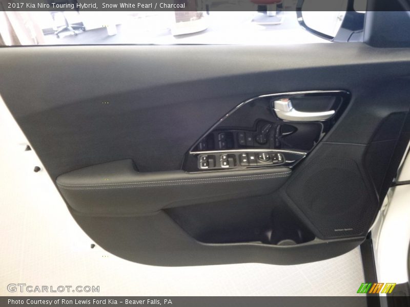 Door Panel of 2017 Niro Touring Hybrid