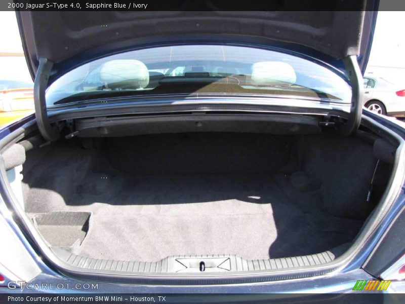 Sapphire Blue / Ivory 2000 Jaguar S-Type 4.0