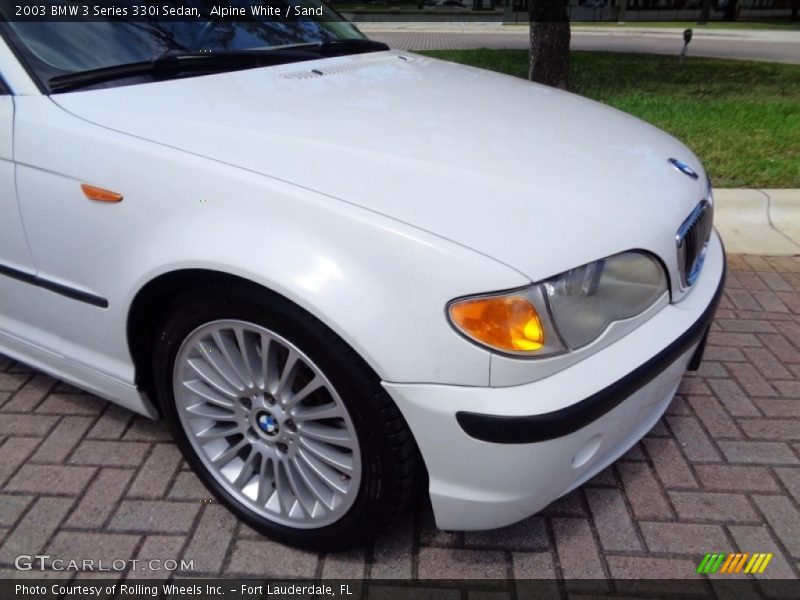 Alpine White / Sand 2003 BMW 3 Series 330i Sedan