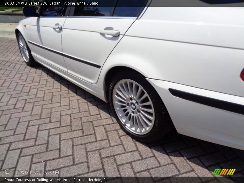 Alpine White / Sand 2003 BMW 3 Series 330i Sedan