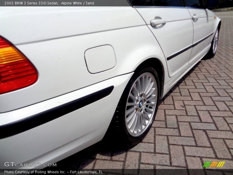 Alpine White / Sand 2003 BMW 3 Series 330i Sedan